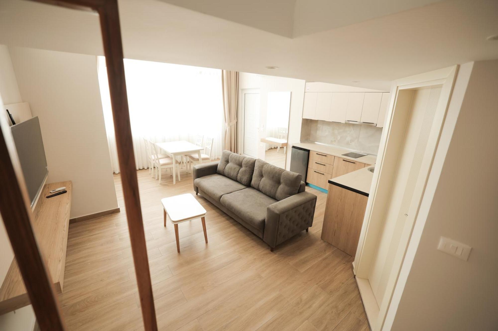 Duplex *