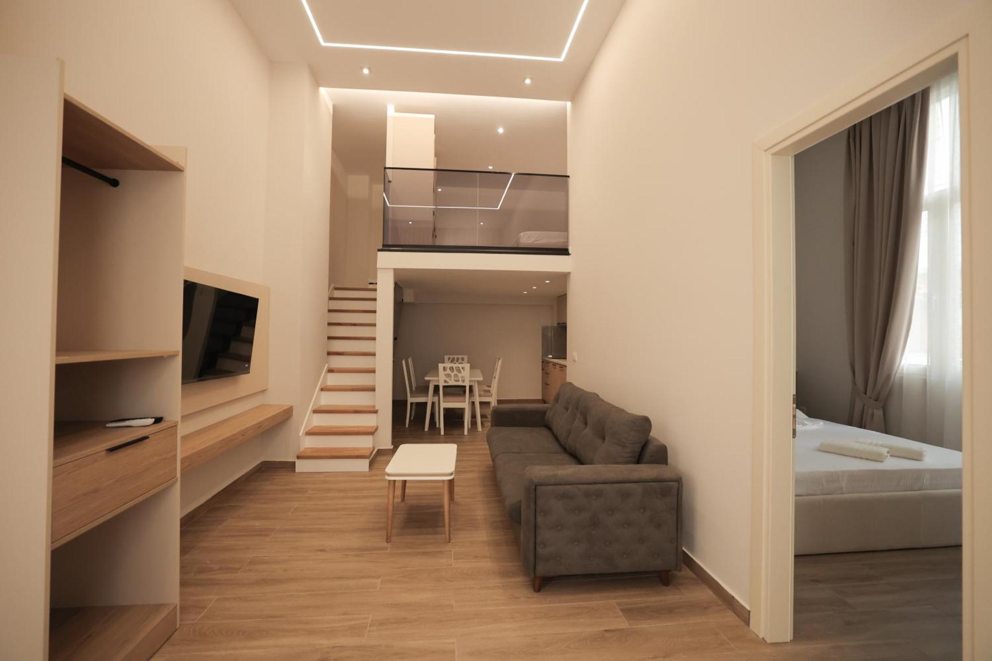 Duplex *